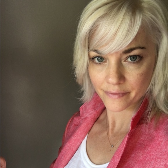 Meet your Posher, Angela - Picture 1 of 1